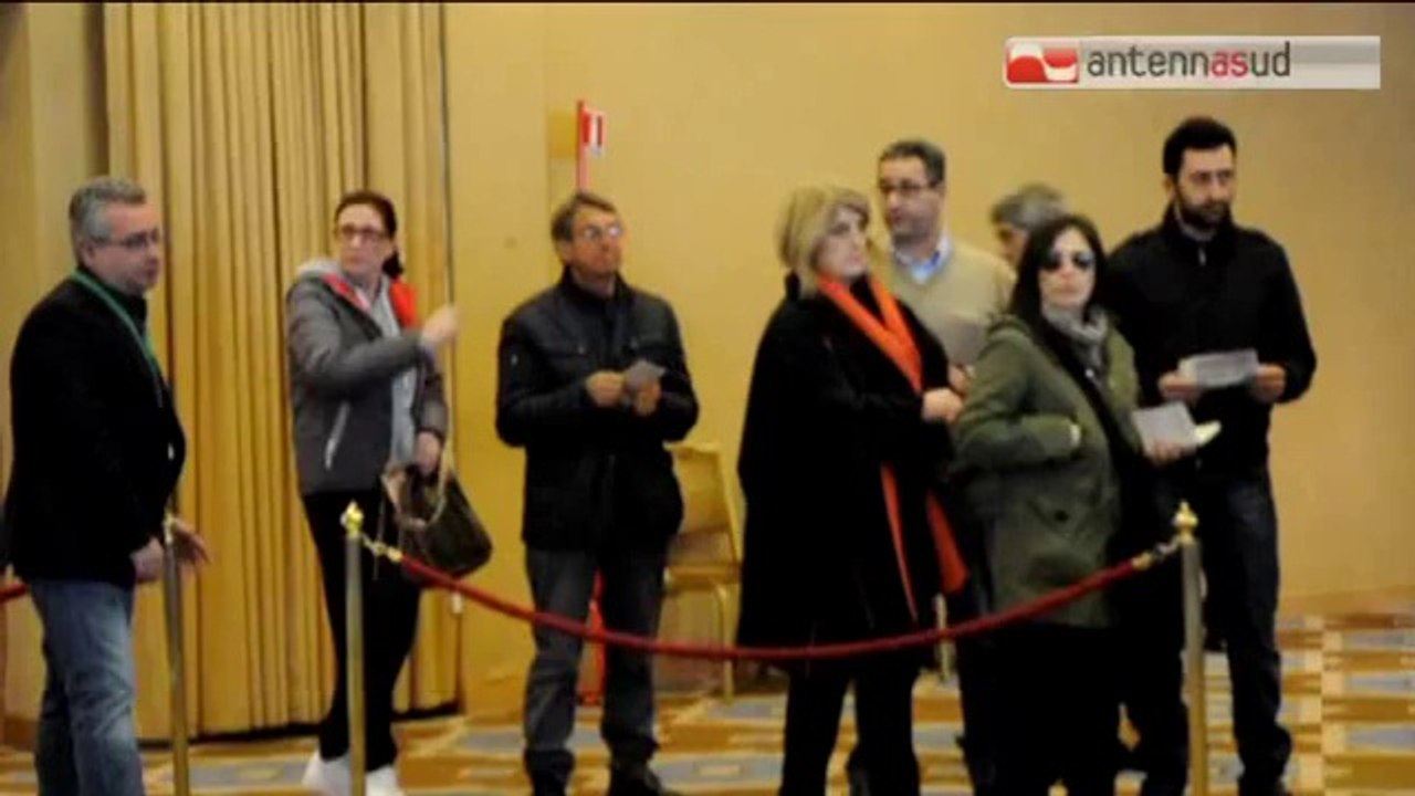 TG 27.02.14 Decaro prende il largo e si sfila da Emiliano: "Non devo chiedere scusa a nessuno"