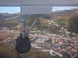 Mastering Visual Approach & Landing at LPSJ with Sata Q400 ✈️