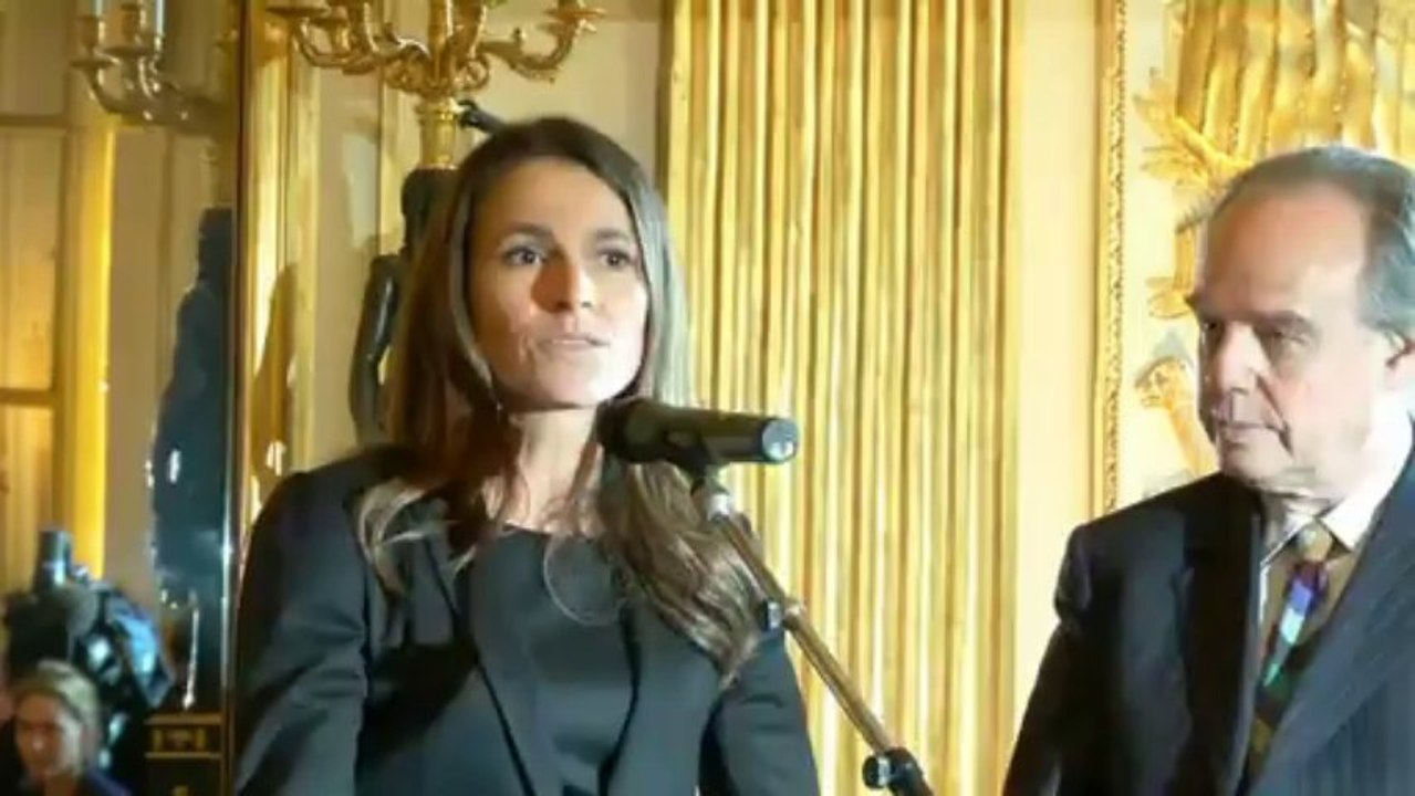 Passation de pouvoirs entre Frédéric Mitterrand et Aurélie Filippetti