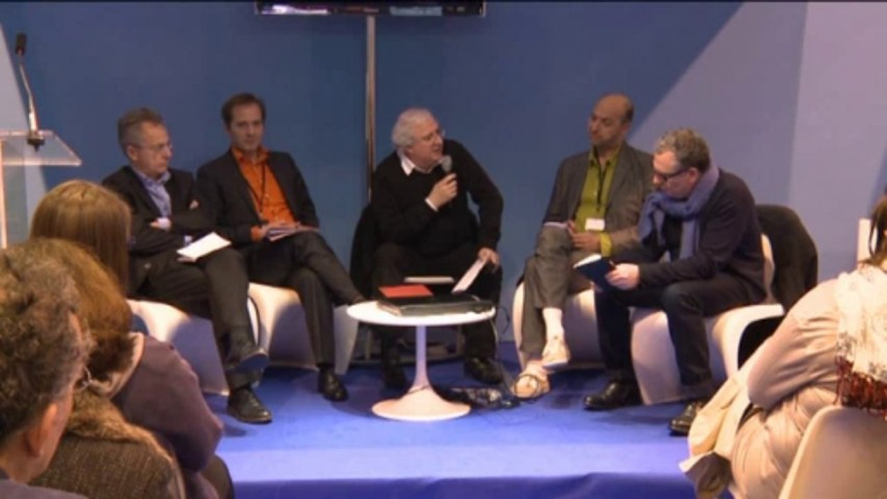 Salon du livre 2012 : Tables rondes : Doit-on encore chercher à désacraliser les bibliothèques ?