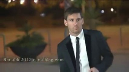 Leo Messi returns to Barcelona