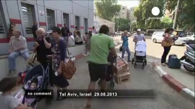 Thousands of Israelis queue for gas masks - no comment