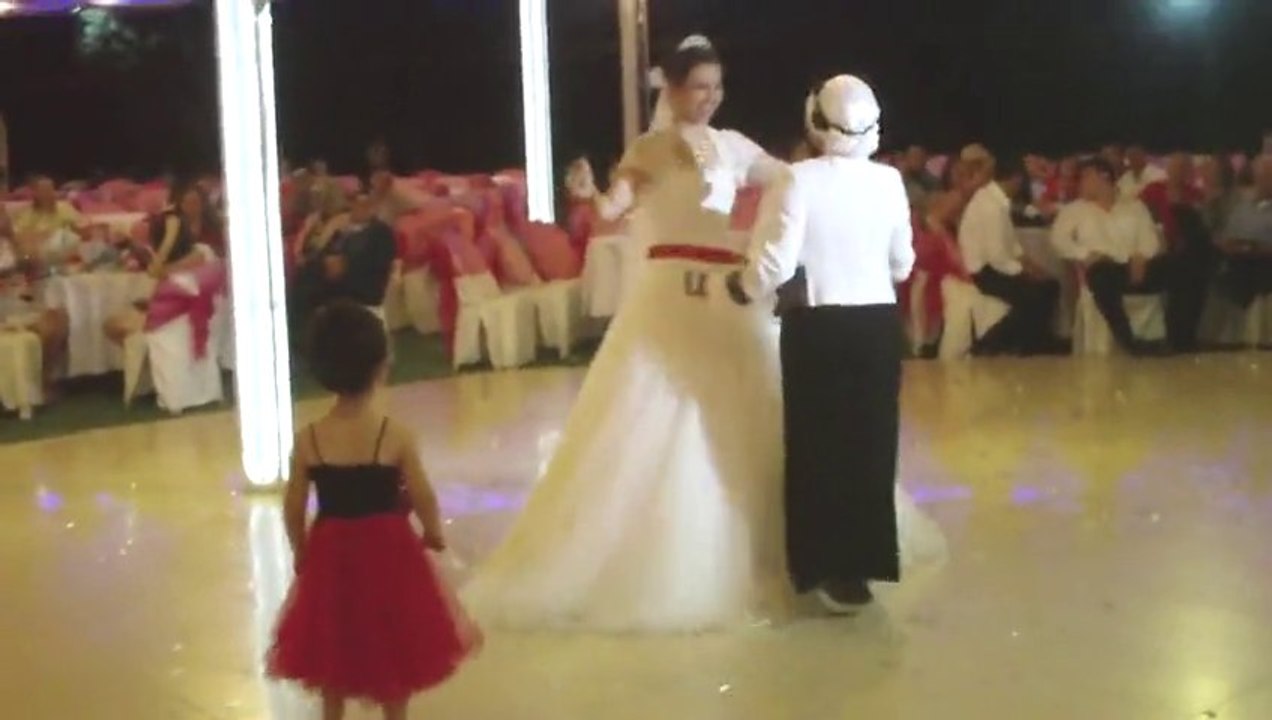 SELMA İLE EMRAH İSTEKLER-3