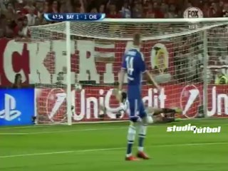 Celebración eufórica entre Ribéry y Guardiola