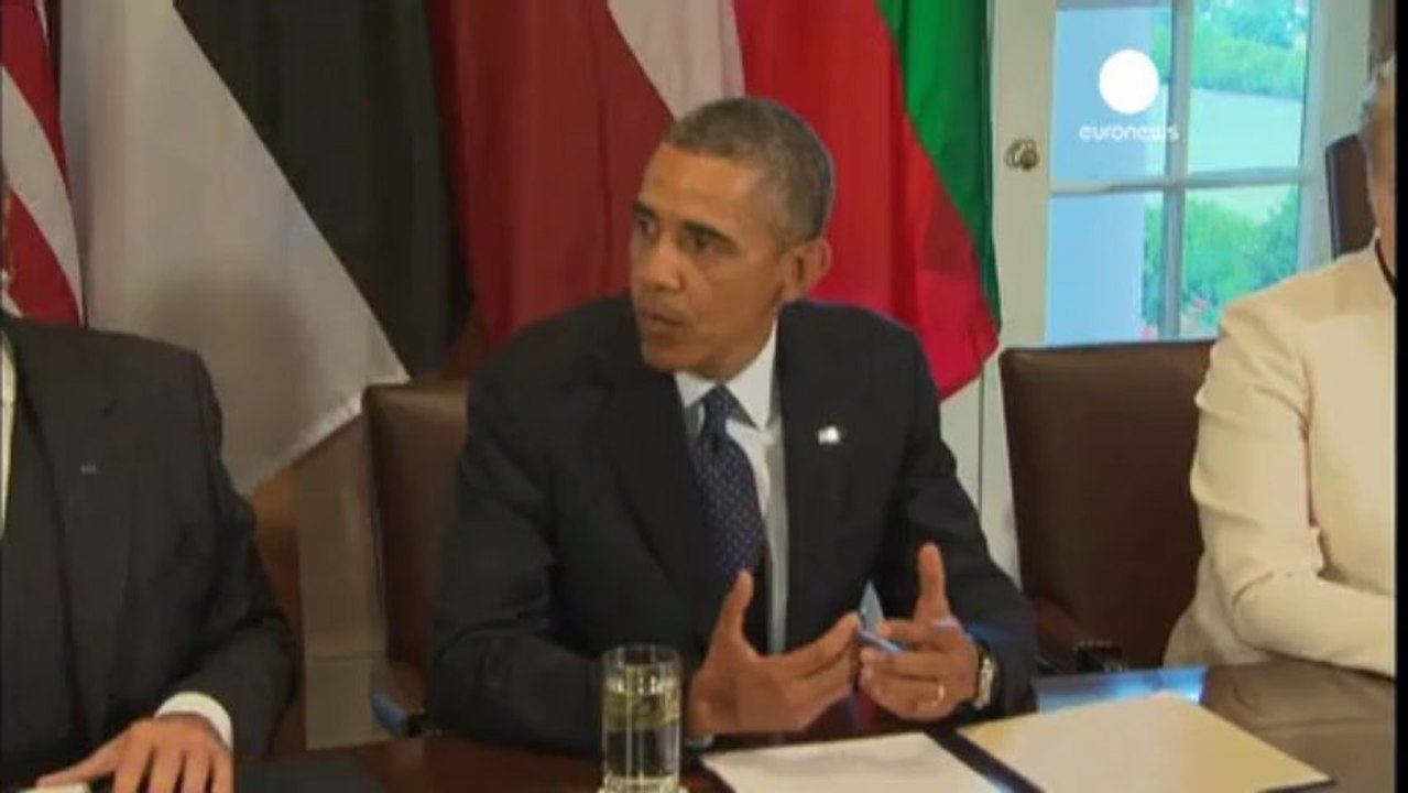 Obama considers limited response