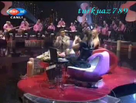 TATLI DİLLİ VOKALLER-Erkilet Güzeli Bağlar Bozuyor