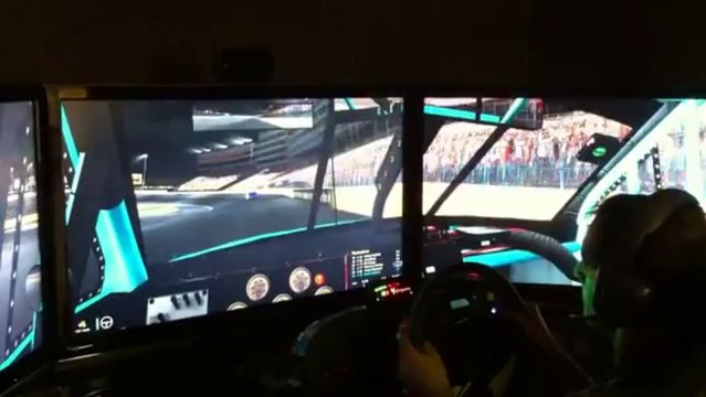 Matt Halliday Drives the Motion Pro II