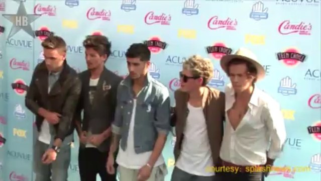 Harry Styles Smooching A Guy One Direction & Taylor Swift Must Be Shocked