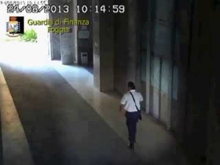 Foggia - Guardia giurata ruba un pc dagli Uffici Statali (30.08.13)