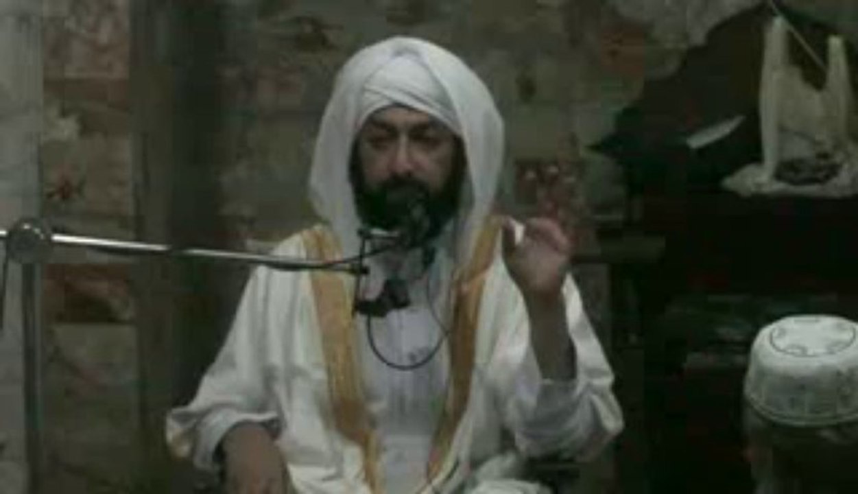 Mufakir e islam speech at Laila tul Qadar 27th ramzan 2013 part 3