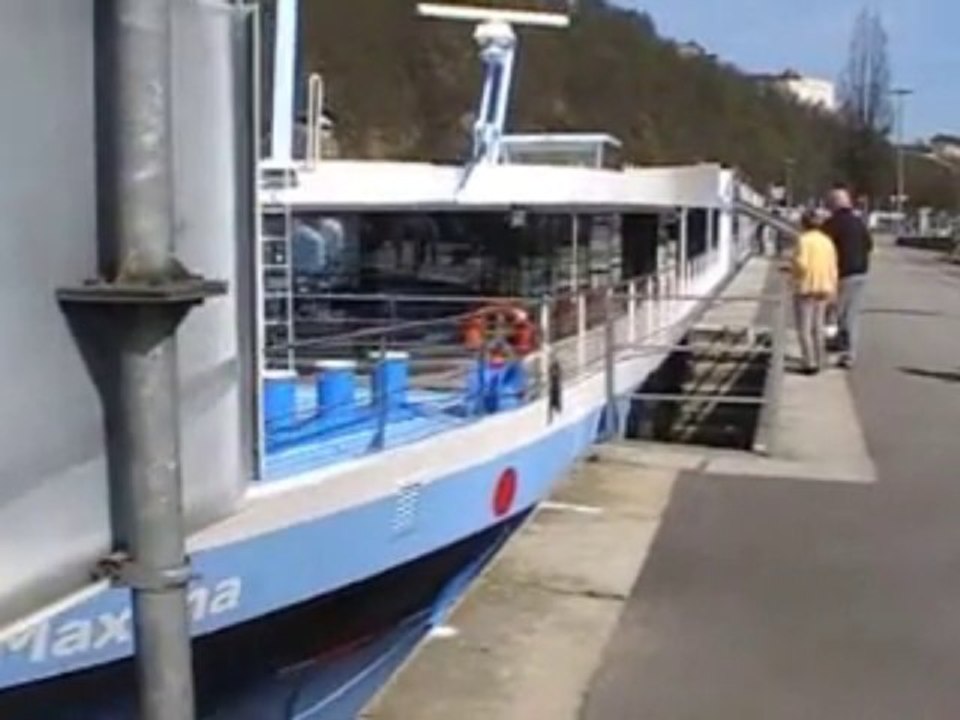 TUI Maxima Donau Flusskreuzfahrten TUI Flussgenuss Schiff Donau Passau Wien Budapest