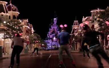 200 riders se rendent à Disneyland Paris
