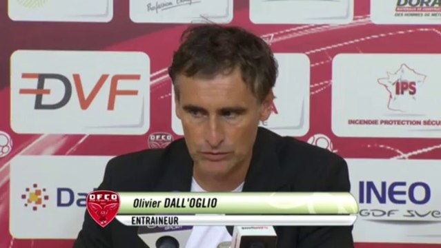 Conférence de presse Dijon FCO - Stade Lavallois (1-0) : Olivier DALL'OGLIO (DFCO) - Philippe HINSCHBERGER (LAVAL) - 2013/2014