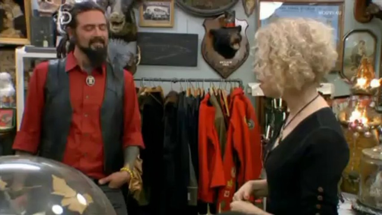 Cabinet de curiosités - S03 E21 – Les Noëls du bizarre
