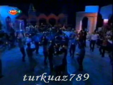 ÇAYDA ÇIRA YANIYOR & EVLERİ GÖRÜNÜYOR (BAĞ ALTINA)