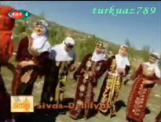 DELİİLYAS’LI KIZLAR EKİBİ-Eğribörklü Kadın Halayı