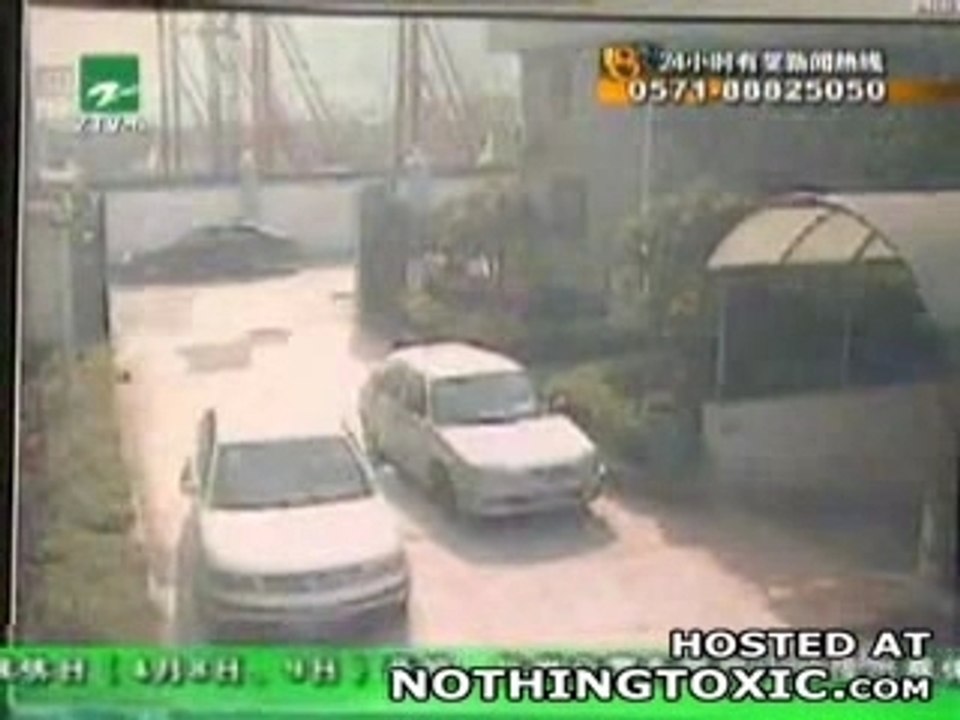 Régis Fait Une Marche Arrière