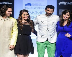 Aditya Roy Kapoor Walks The Ramp For Barkha & Sonzal @ LFW