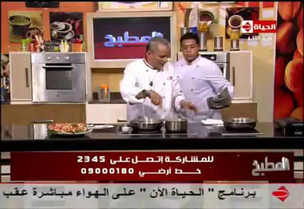 الدجاج بالصوص الأبيض والمستردة