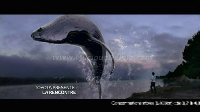 pub Toyota Auris Hybrid Touring Sports 2013 [HQ]