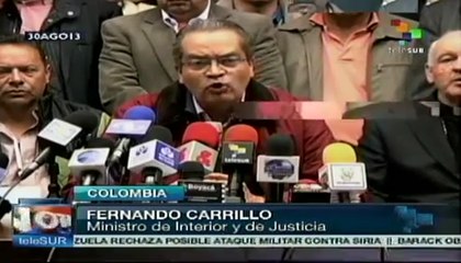 Despejan campesinos colombianos carreteras presionados por el gobierno