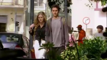 Ben tem uma conversa séria com Sofia