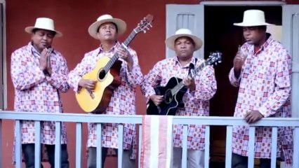 JOHARY mihira BARIJAONA  - Vazon'ny lavitra  (gasy - malagasy)