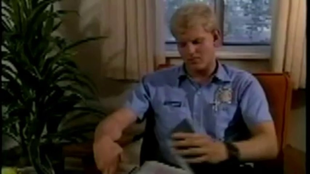 BILL KEEFER FIREARMS INSTRUCTOR INTRODUCTION TO FIREARMS