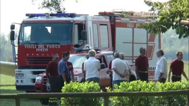 ULTRALEGGERO PRECIPITA: TRE FERITI