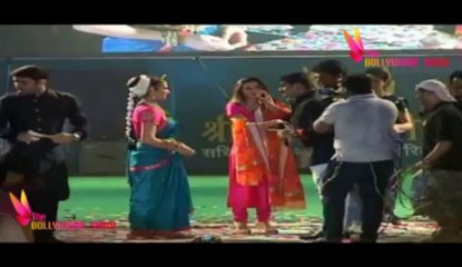 Esha & Ahana Deol Classical Dance At Dahi Handi