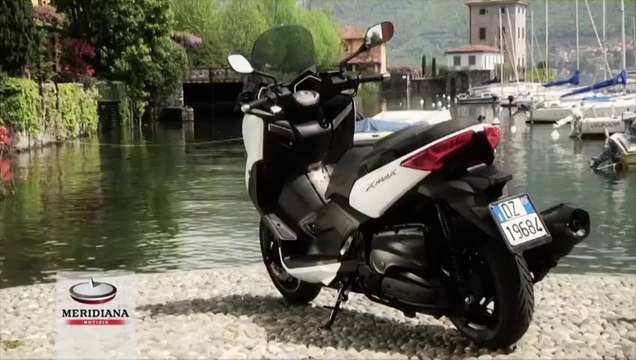 Yamaha rompe gli indugi, la cittá non sará piú la stessa con il nuovo X-MAX 400 - VIDEO 3
