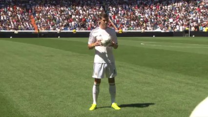 Gareth Bale se estrena en el Bernabéu