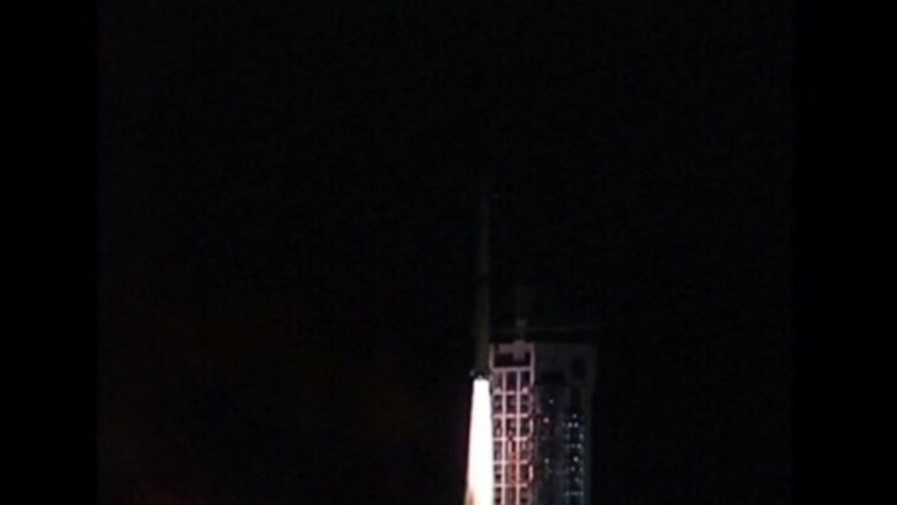 China sends up survelliance probe