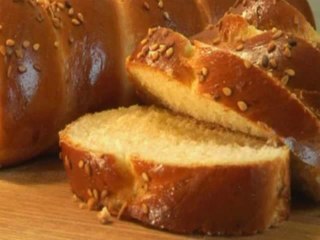 Zomick's Challah (Jewish brioche)