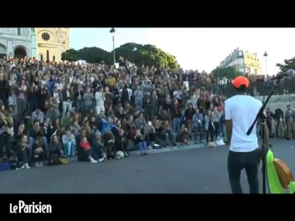 Le chanteur Patrice interprète "Cry, Cry, Cry" à l'aube, au Sacré-Coeur à Paris