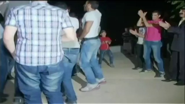 Des volontaires syriens jouent les boucliers humains à Damas