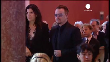 Irlande: les funérailles du poète Seamus Heaney