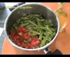 Düdüklüde Zeytinyağlı Taze Fasulye Tarifi - Nefis Yemek Tarifi