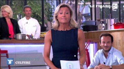 Les premiers pas et les premières blagues d'Anne-Sophie Lapix dans "C à vous"