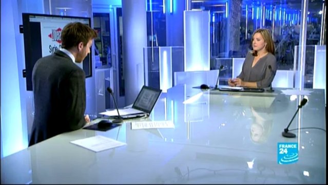 MEDIAWATCH - Hollande is 'trapped', French media say