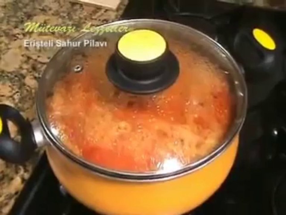 Erişteli Sahur Pilavı Tarifi - Nefis Yemek Tarifi