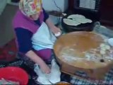 Etli Gözleme Yapımı   Nefis Yemek Tarifi