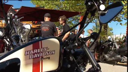 Más de 80.000 'harleys' alrededor de un lago austriaco