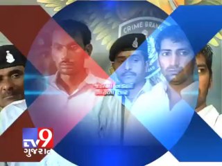 Télécharger la video: Tv9 Gujarat - Two nabbed with fake Indian currency notes worth Rs 4 20 lakh, Ahmedabad