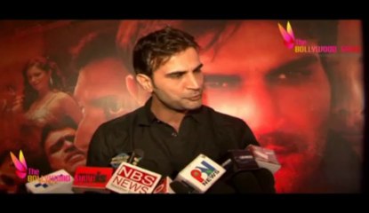 Sumeet Nijhawan,Pooja Bisht With Team Of MAAZII