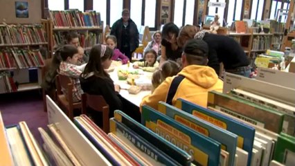 La bibliothèque Catésienne à l'heure du conte de pâques.