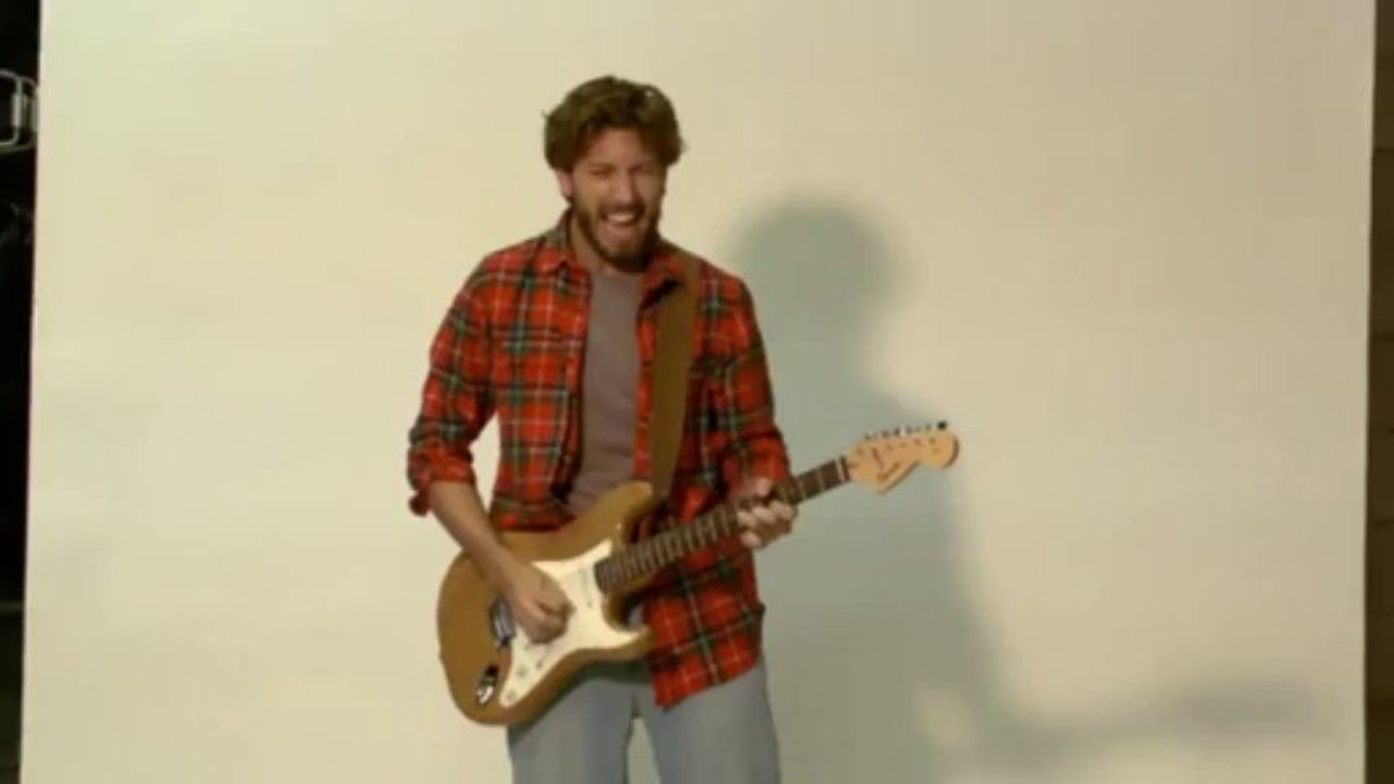 Nirvana Medley - Mashup de 1 minute avec 16 chansons du groupe de Grunge!