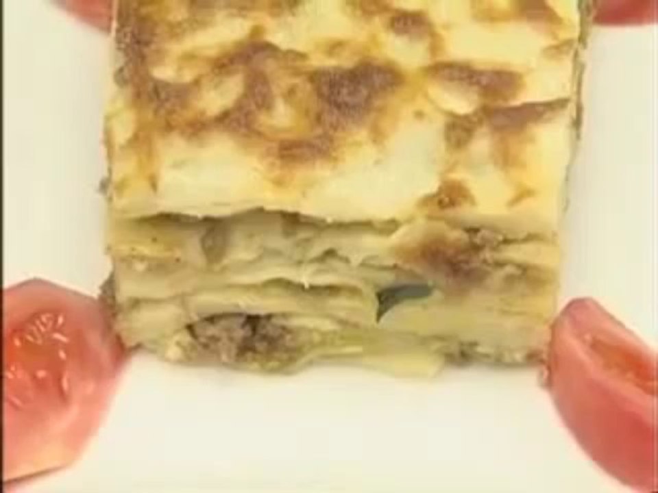 Lazanya Nasıl Yapılır   Nefis Yemek Tarifi