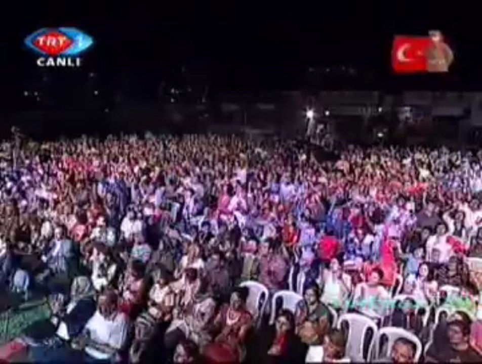 TRT THM SOLİSTLER TOPLULUĞU-Hoş Gelişler Ola Mustafa Kemal Paşa