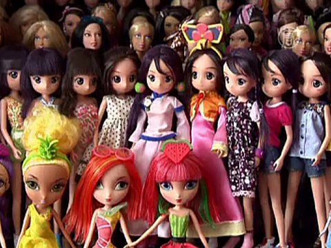 Коллекционер собрал 6000 кукол Барби